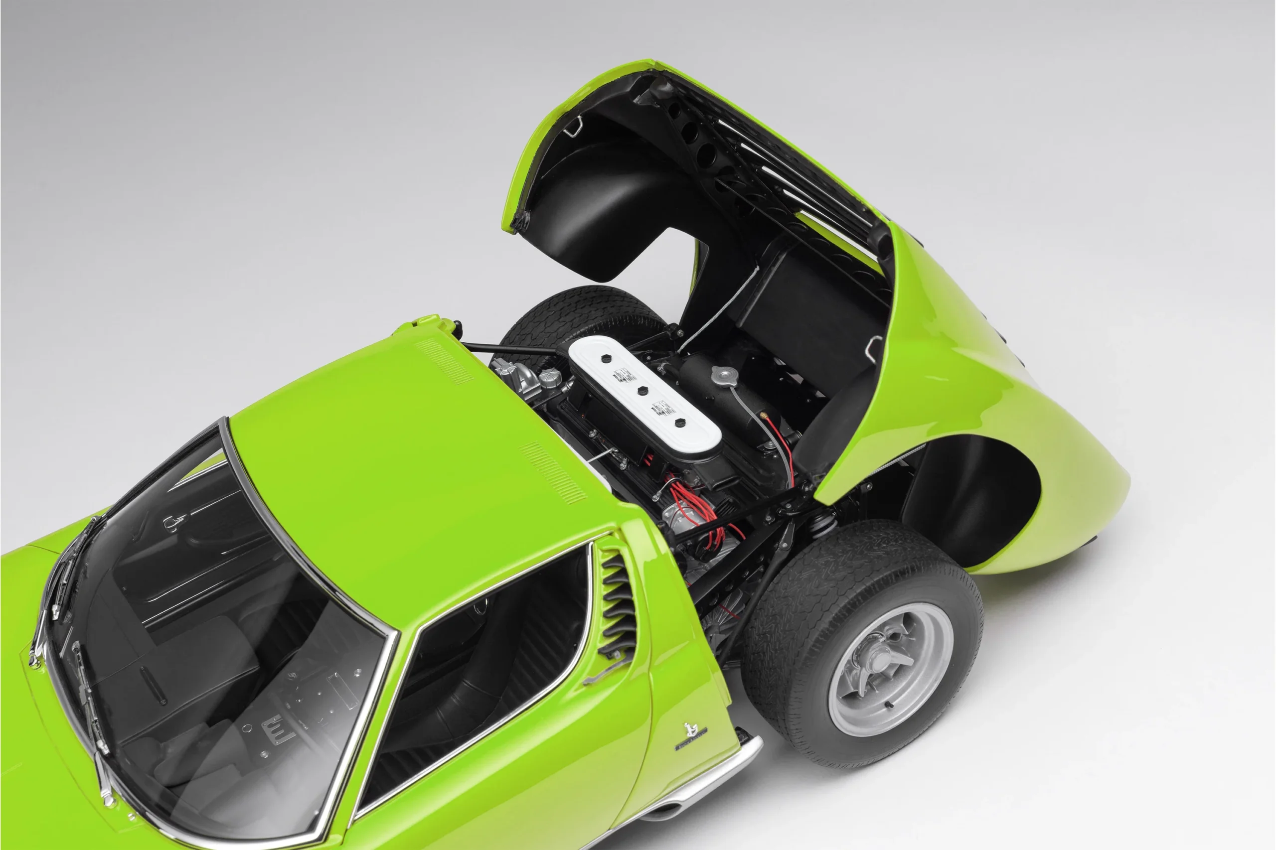 Amalgam Lamborghini Miura P400 SV (1971) | Edition in grün - 1/8 - Imagen 7