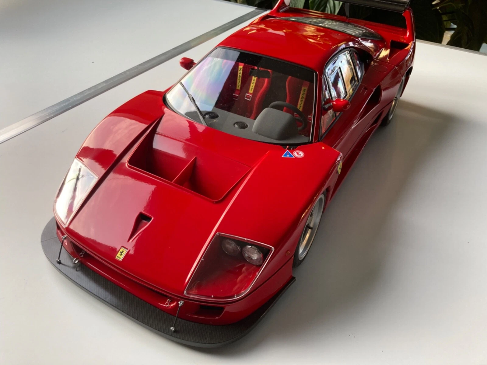 Ferrari F40 Competizione 1:8 Fertigmodell - 1/8 – Bild 15
