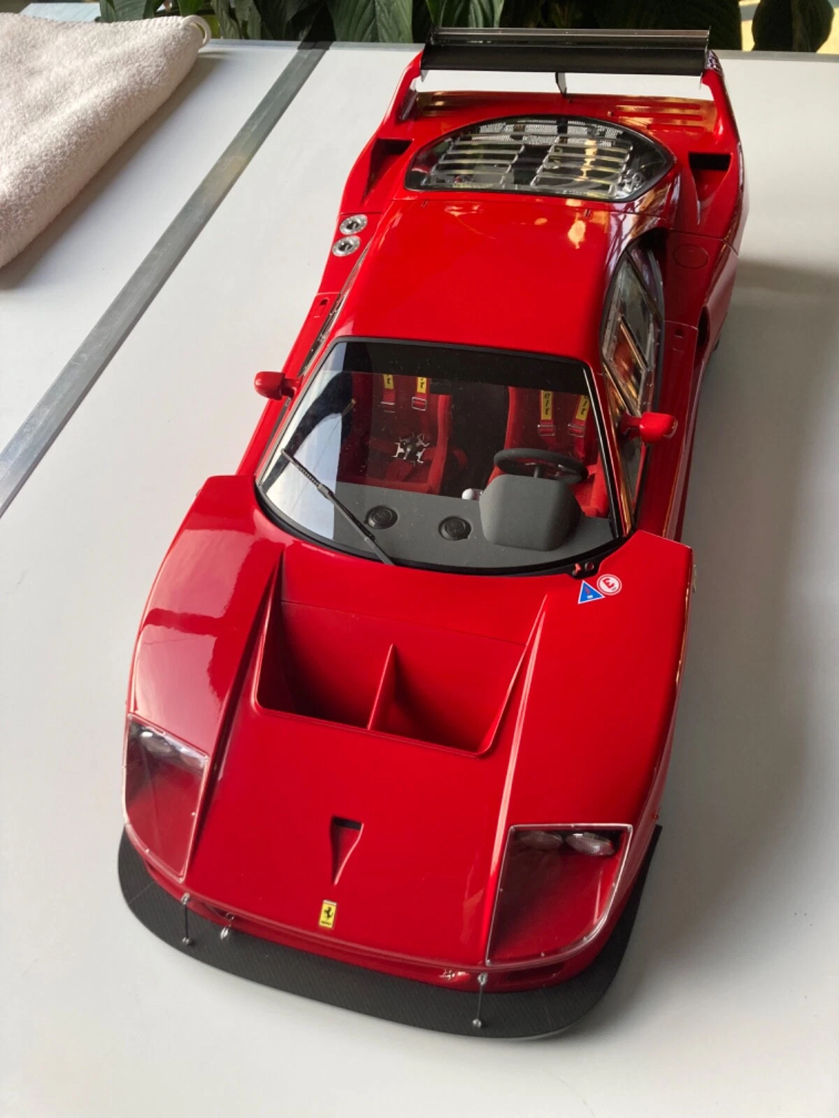 Ferrari F40 Competizione 1:8 Fertigmodell - 1/8 – Bild 17
