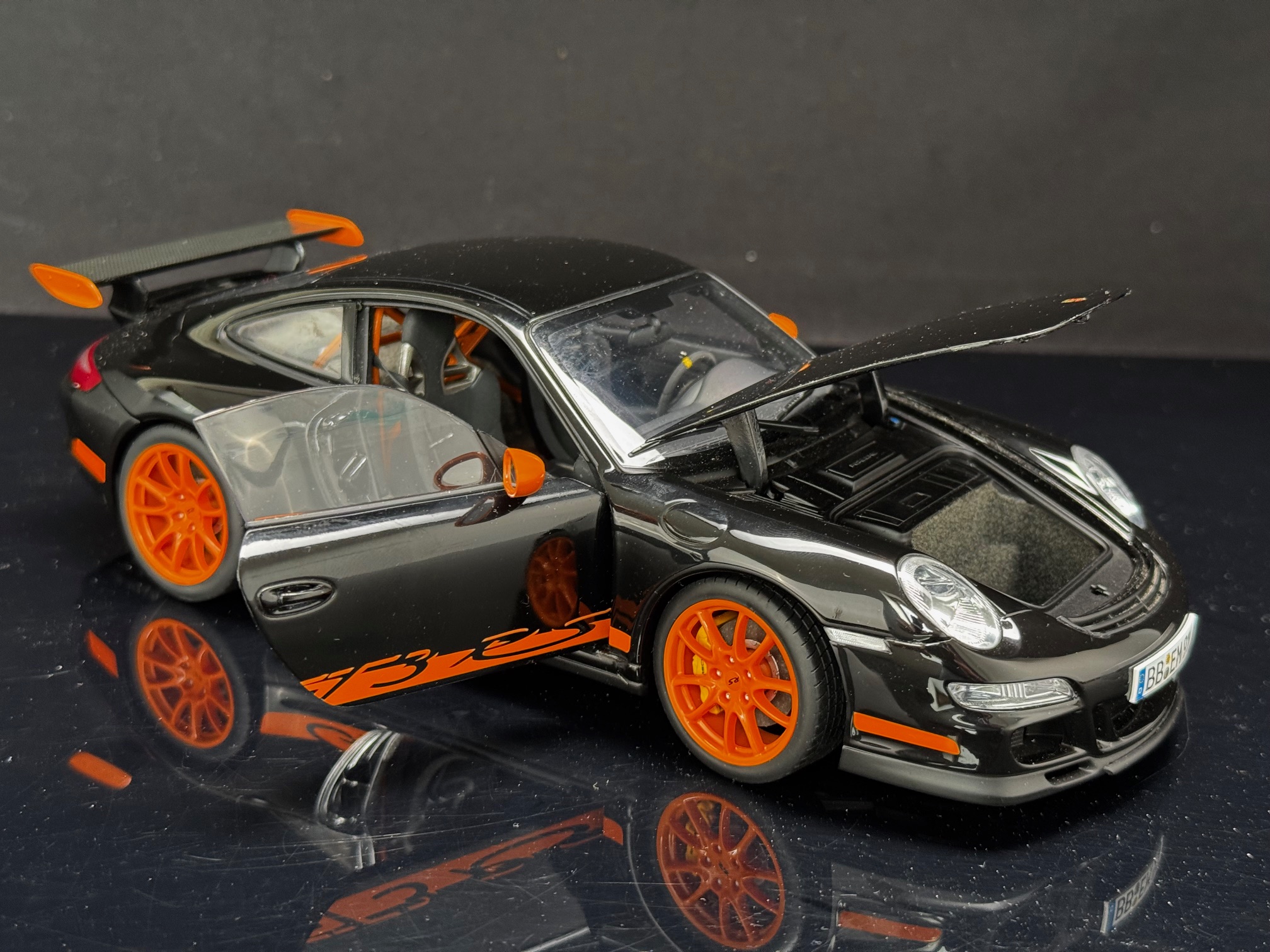 AUTOart ポルシェ 911 GT3 RS グリーン 77992