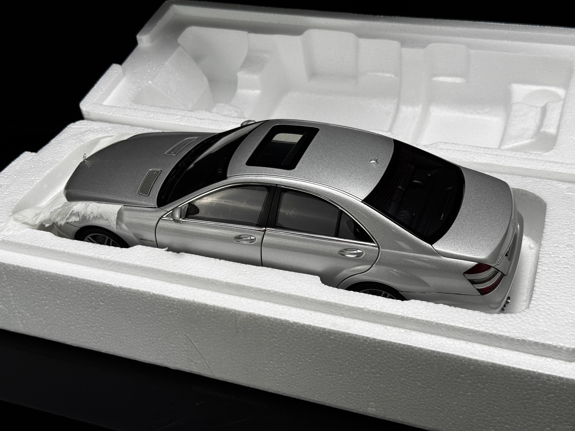 AUTOart Mercedes-Benz S63
