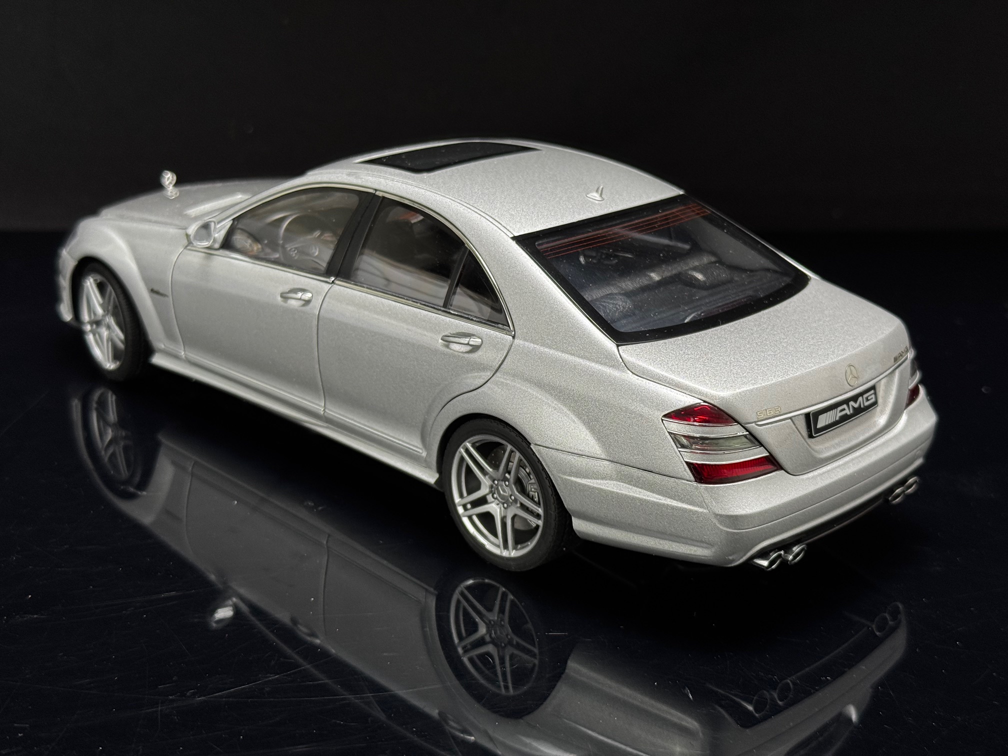 AUTOart メルセデス・ベンツ S63