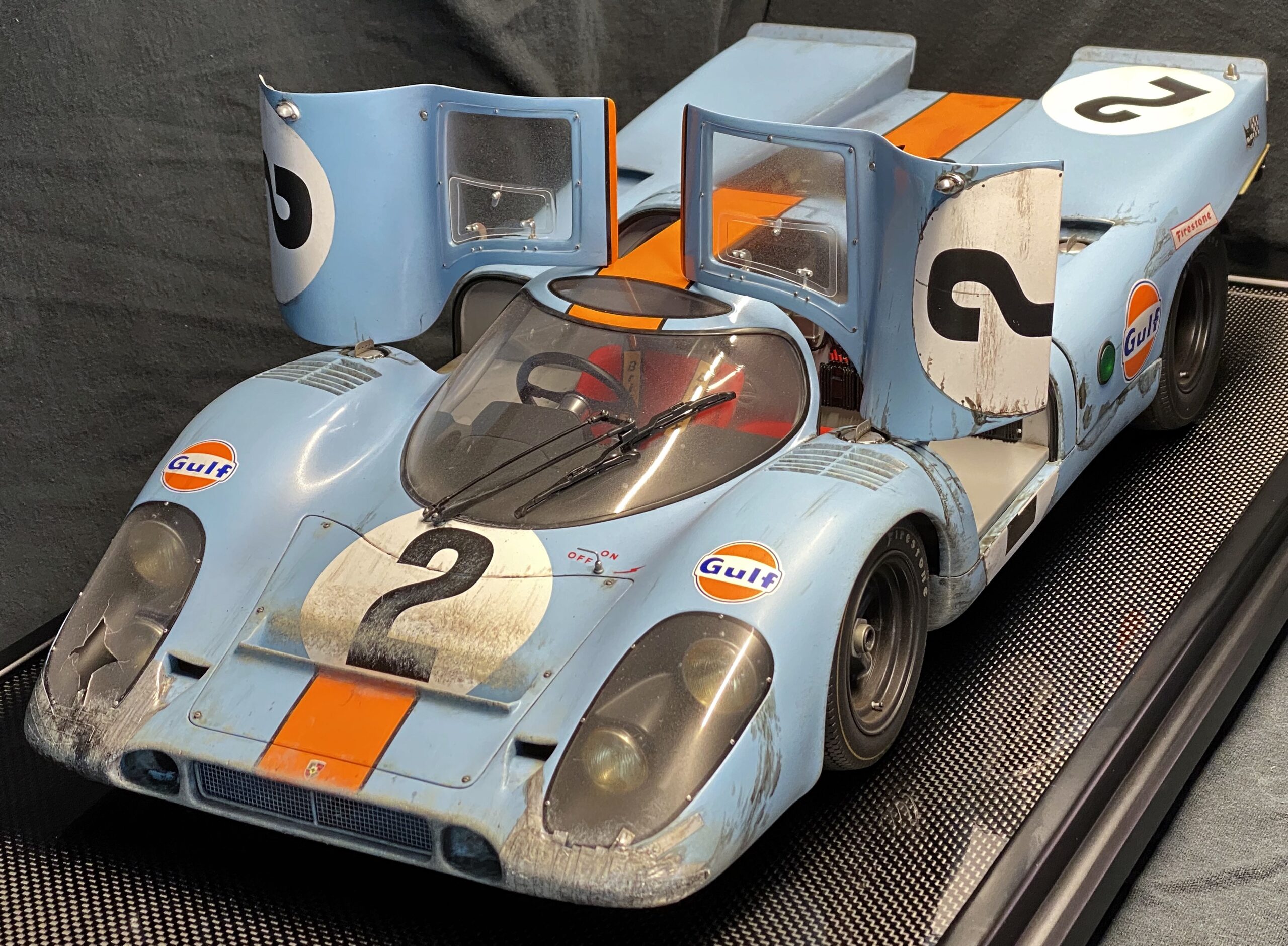Amalgam Porsche 917K - Sieger von 1970 Daytona - Gulf-Lackierung - Race Weathered - 1/8 – Bild 4