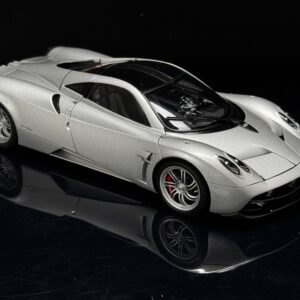 AUTOart パガーニ・ゾンダ・ワイラ シルバーダイカスト 1/18