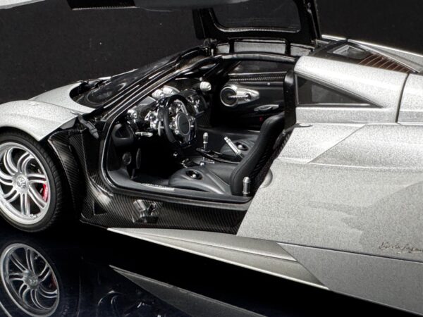 AUTOart Pagani Zonda Huayra