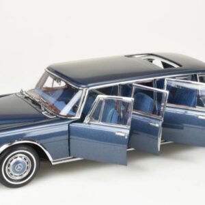 CMC Mercedes-Benz 600 Pullman “King of Rock ‘n’ Roll” - 1/18