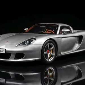 GT Spirit Porsche Carrera GT silber 2003 - 1/8
