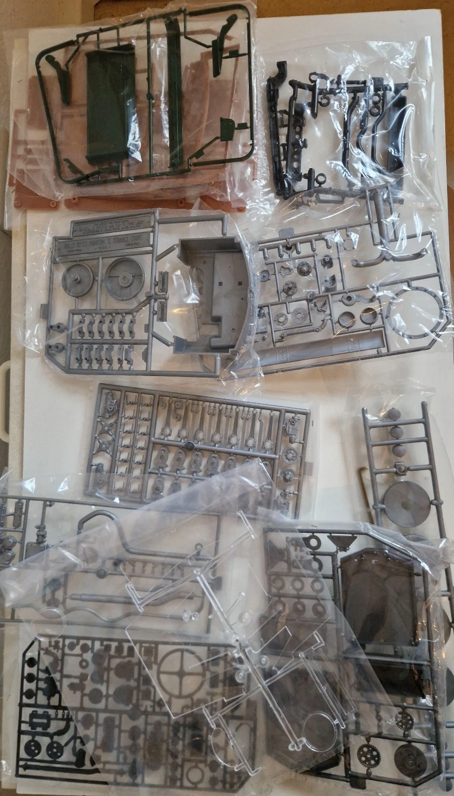 Pocher Rolls-Royce Ambassador 1933 K83 Bausatz - 1/8 - صورة Pocher Rolls-Royce Ambassador 1933 K83 Bausatz - 1/8 - صورة 5