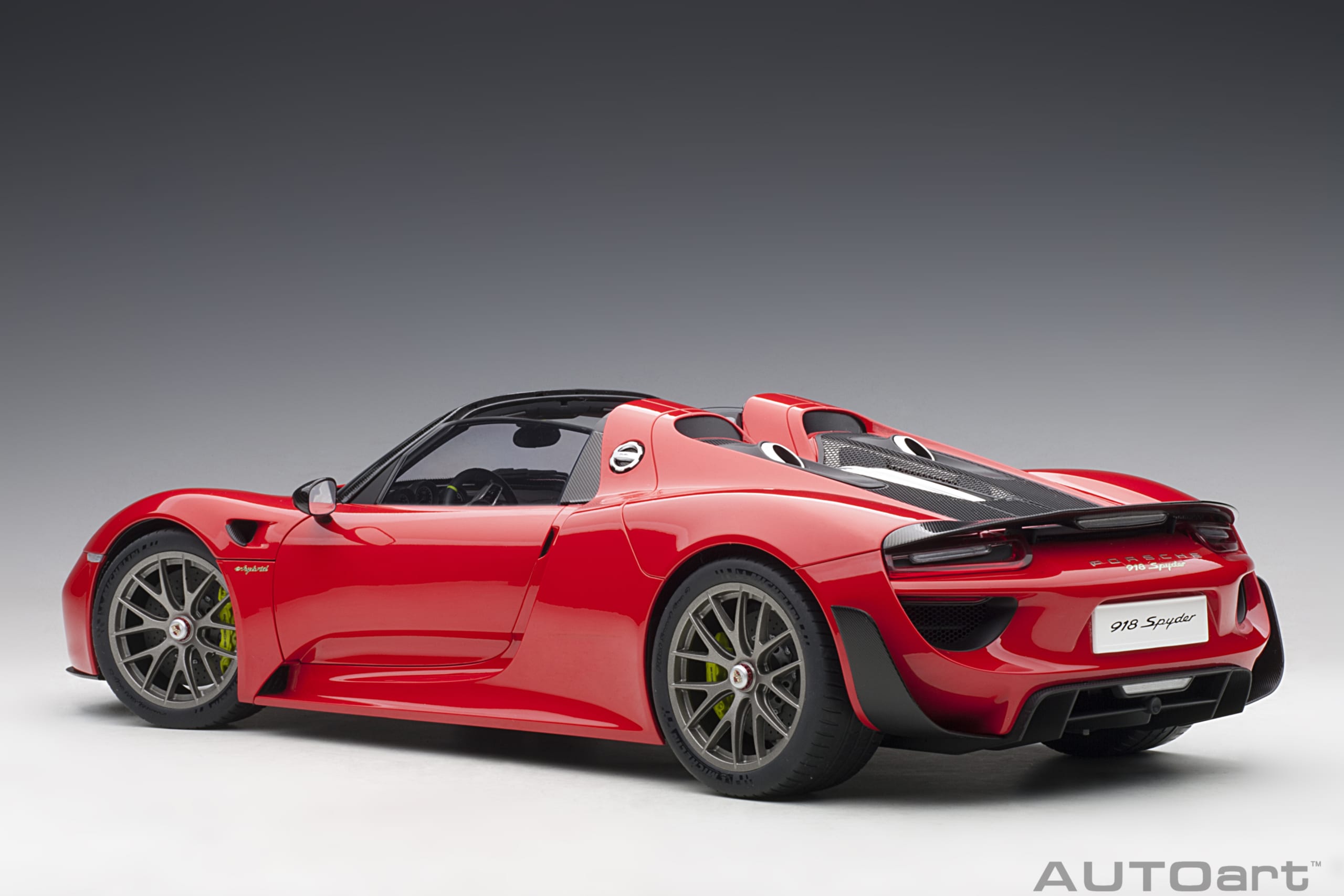 AUTOart Porsche 918 Spyder 2013 1:12 - Guards Red - Image 3