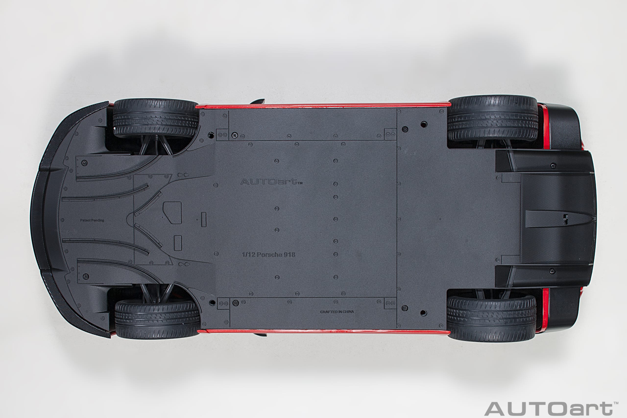 AUTOart Porsche 918 Spyder 2013 1:12 - Guards Red - Image 10