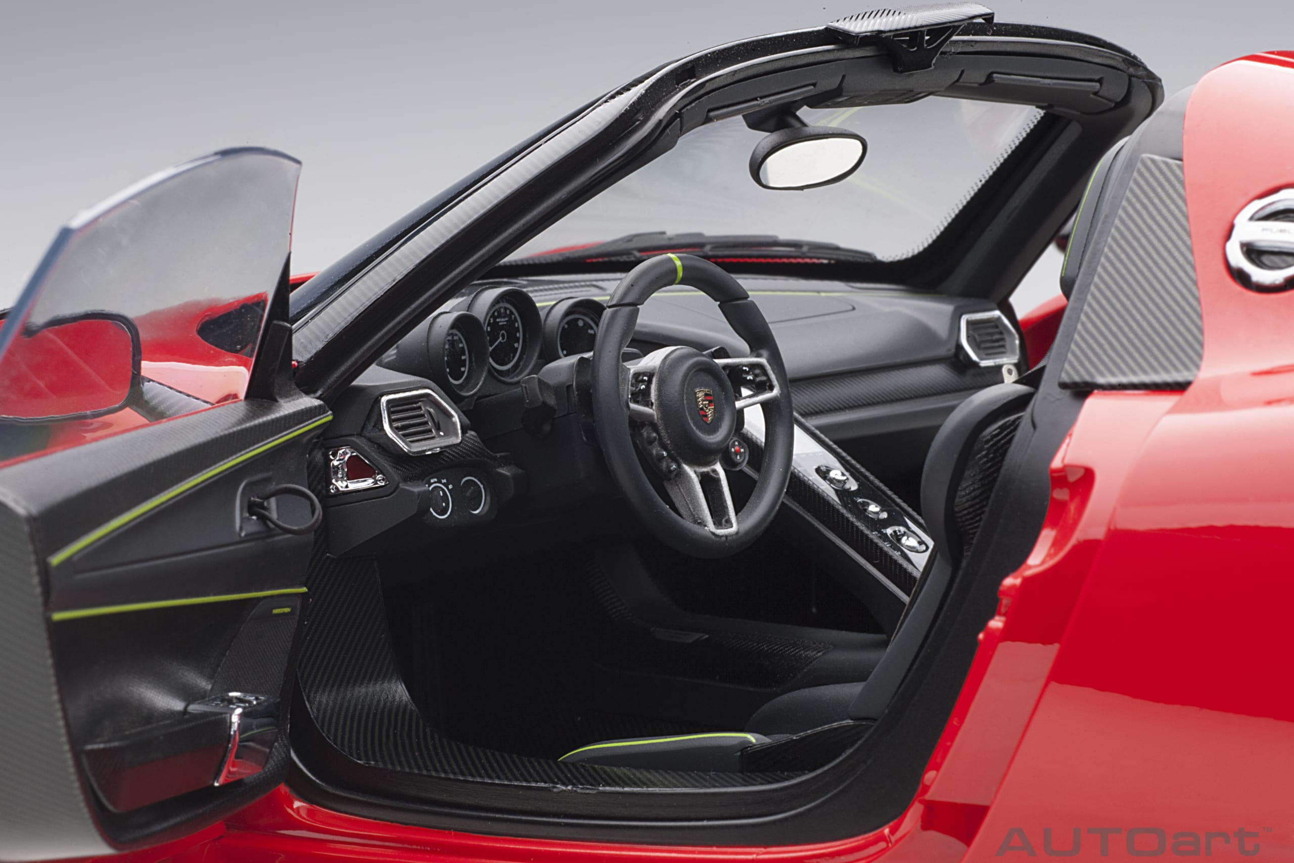 AUTOart Porsche 918 Spyder 2013 1:12 - Guards Red - Image 11