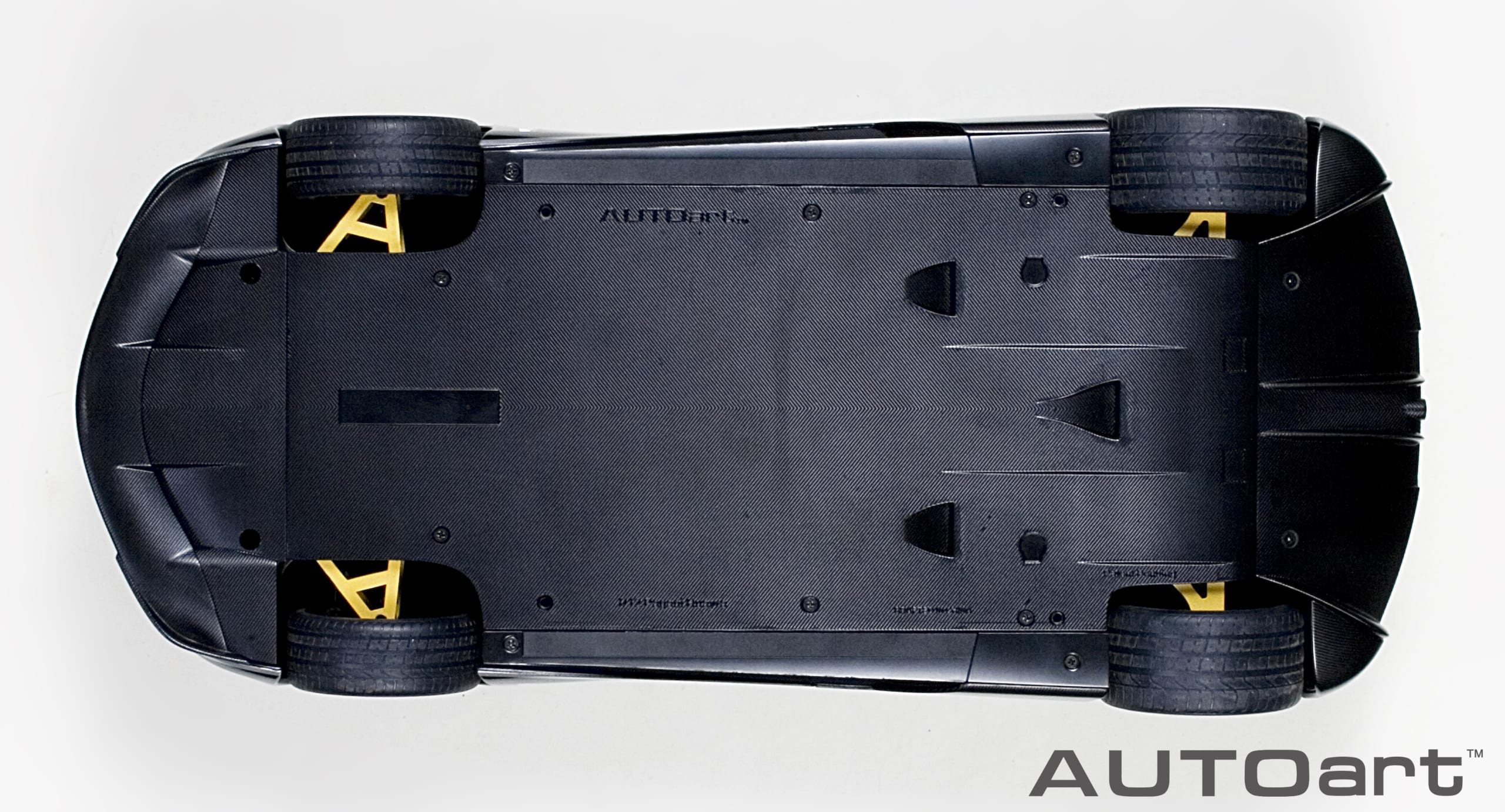 AUTOart Pagani Huayra 1:12 - Glossy Black - Image 8