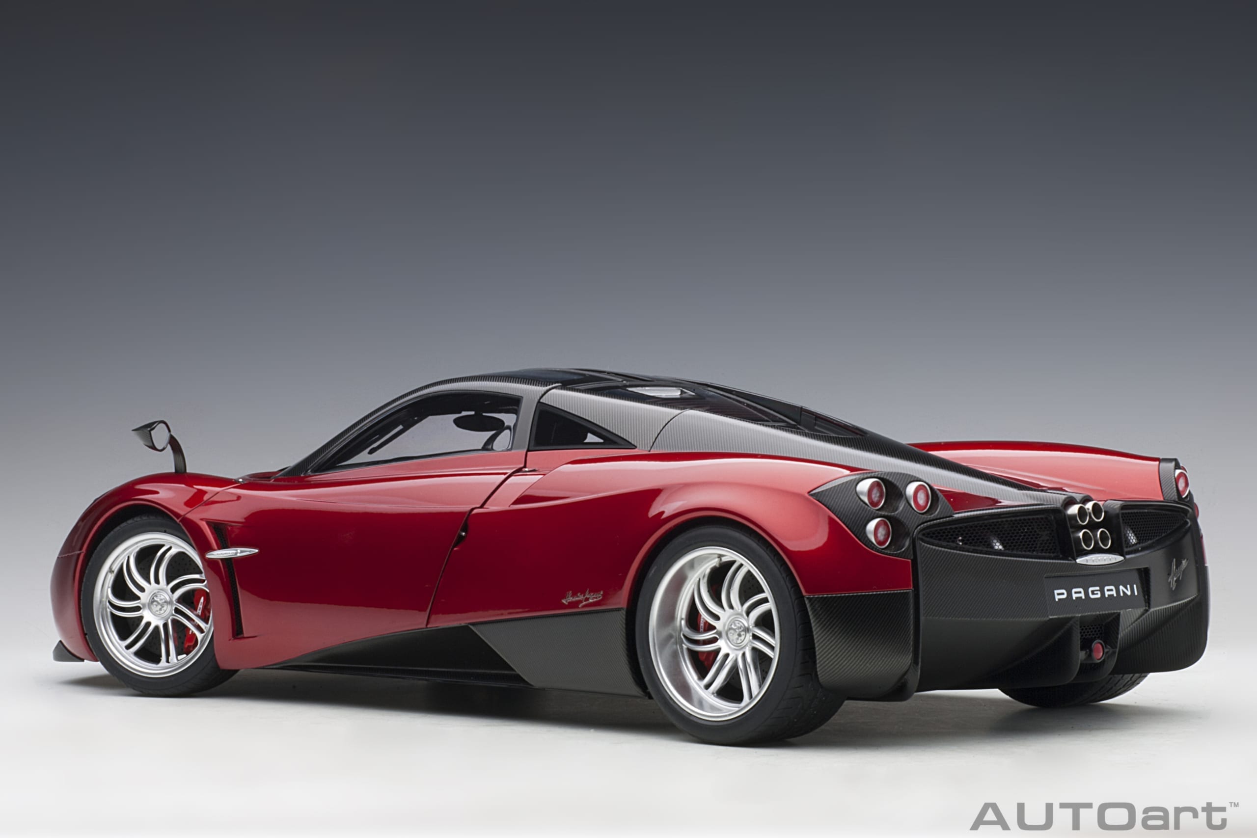 AUTOart Pagani Huayra 1:12 - Metallic Red - Image 2