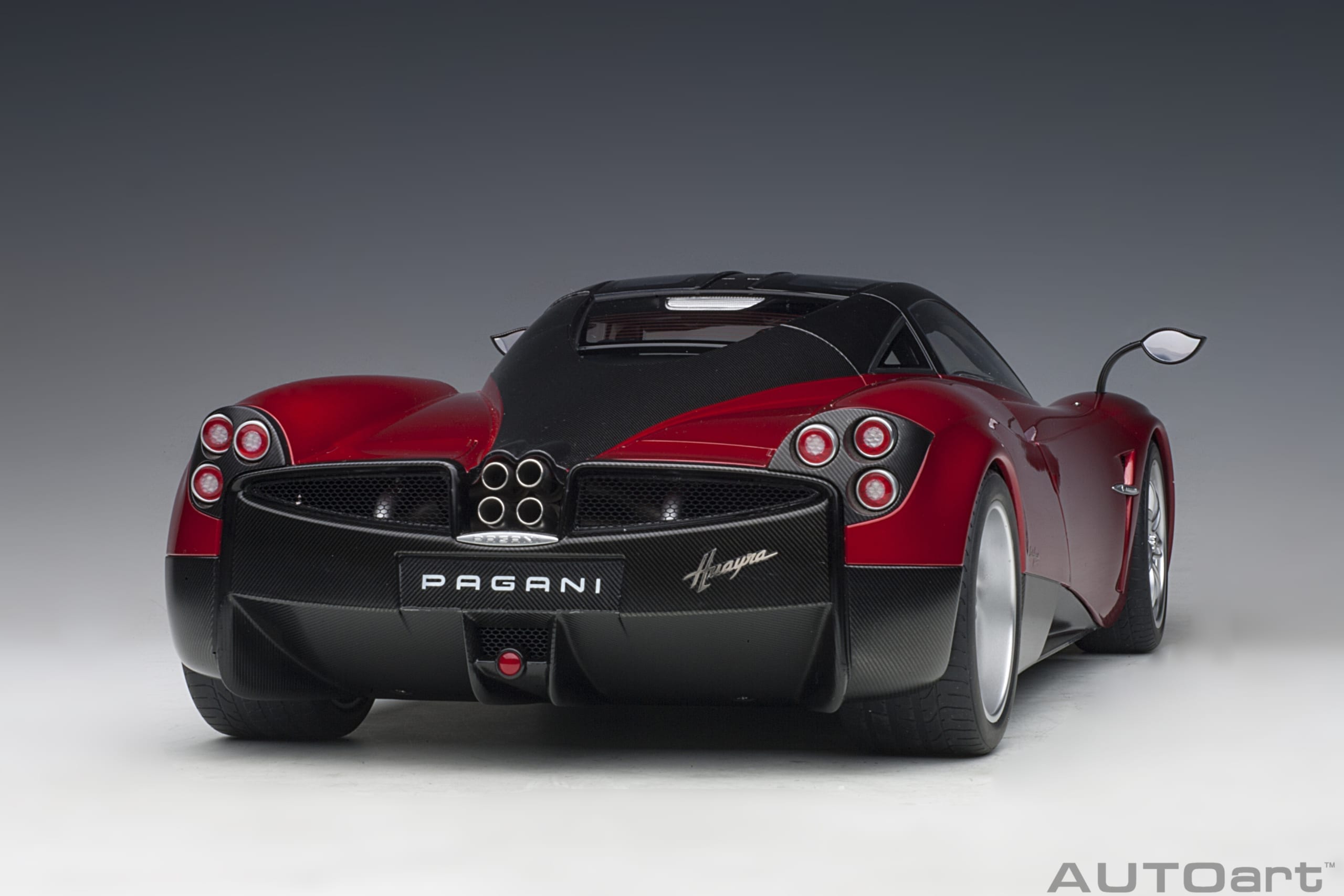 AUTOart Pagani Huayra 1:12 - Metallic Red - Image 17