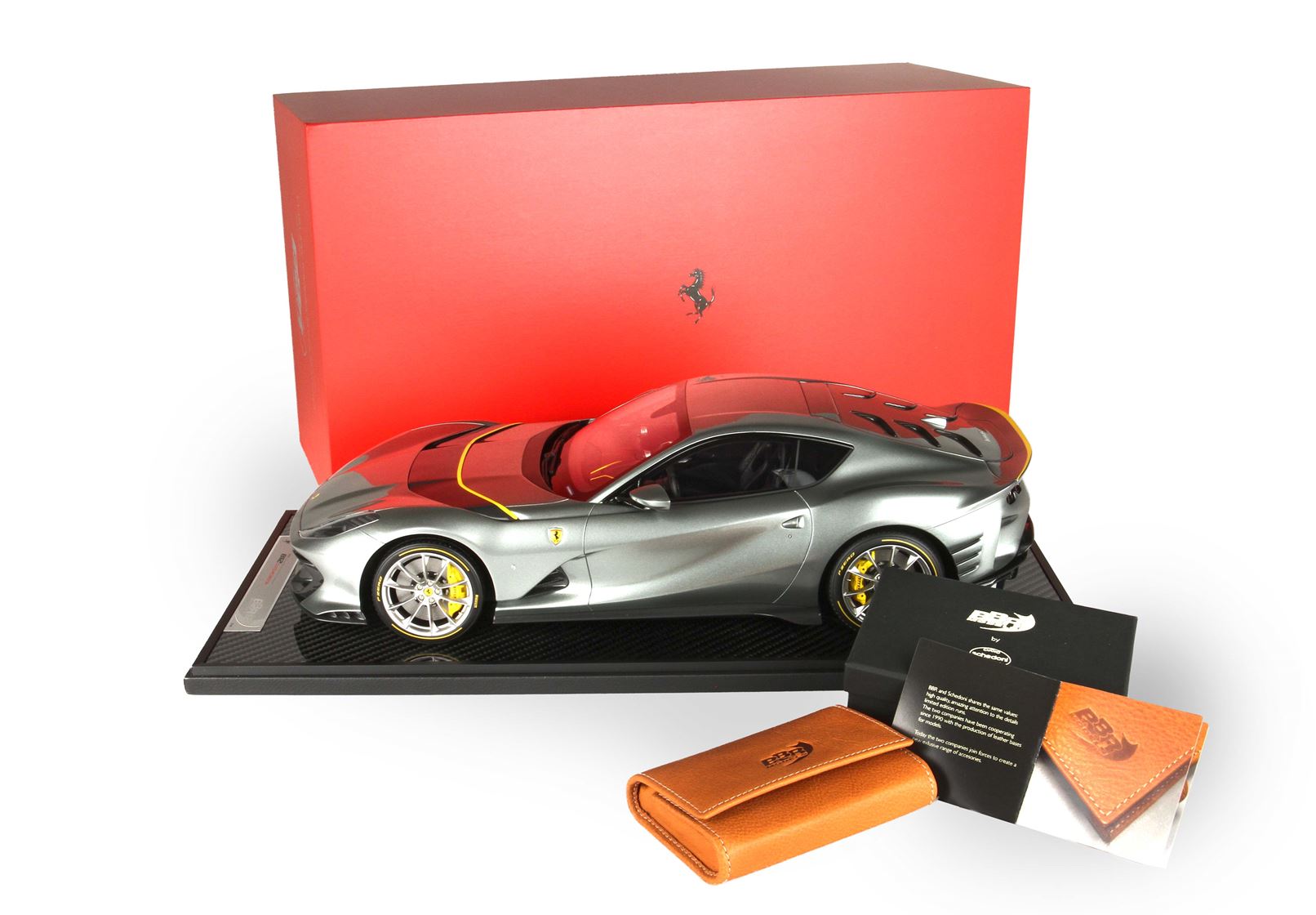 BBR Ferrari 812 Competizione 2021 - Coburn Grey | 1:12 - Imagen 6