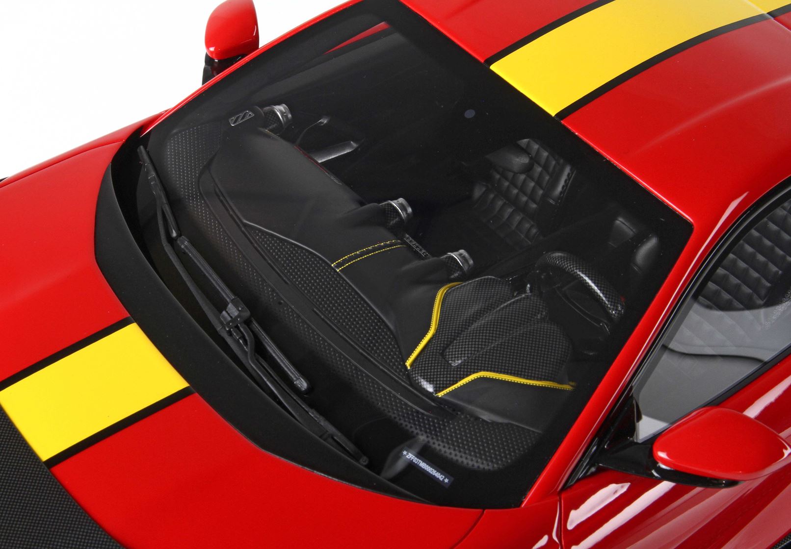 BBR Ferrari 812 Competizione Yellow Stripe - Rosso Corsa 322 Red | 1:12 - Imagen 6