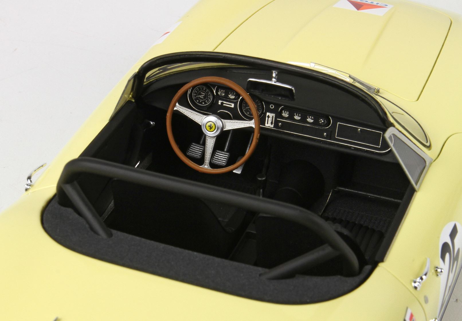 BBR Ferrari 275 GTS 4 NART Sebring 1967 - Yellow | 1:18 - Immagine 12