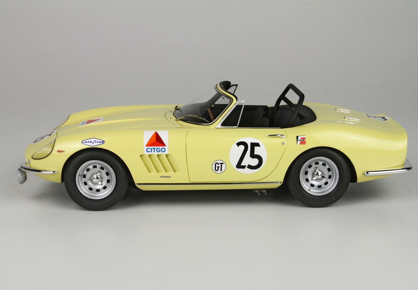 BBR Ferrari 275 GTS 4 NART Sebring 1967 - Yellow | 1:18 - Immagine 7