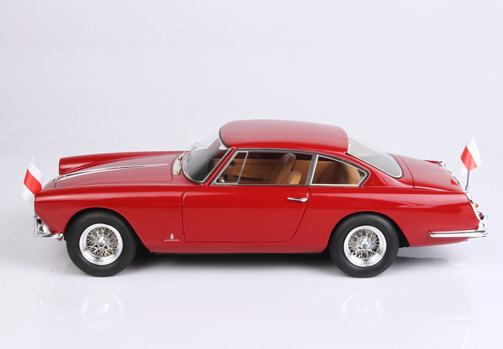 BBR Ferrari 250 GT 2+2 Pace Car 24H Le Mans 1960 | 1:18 - Imagen 15