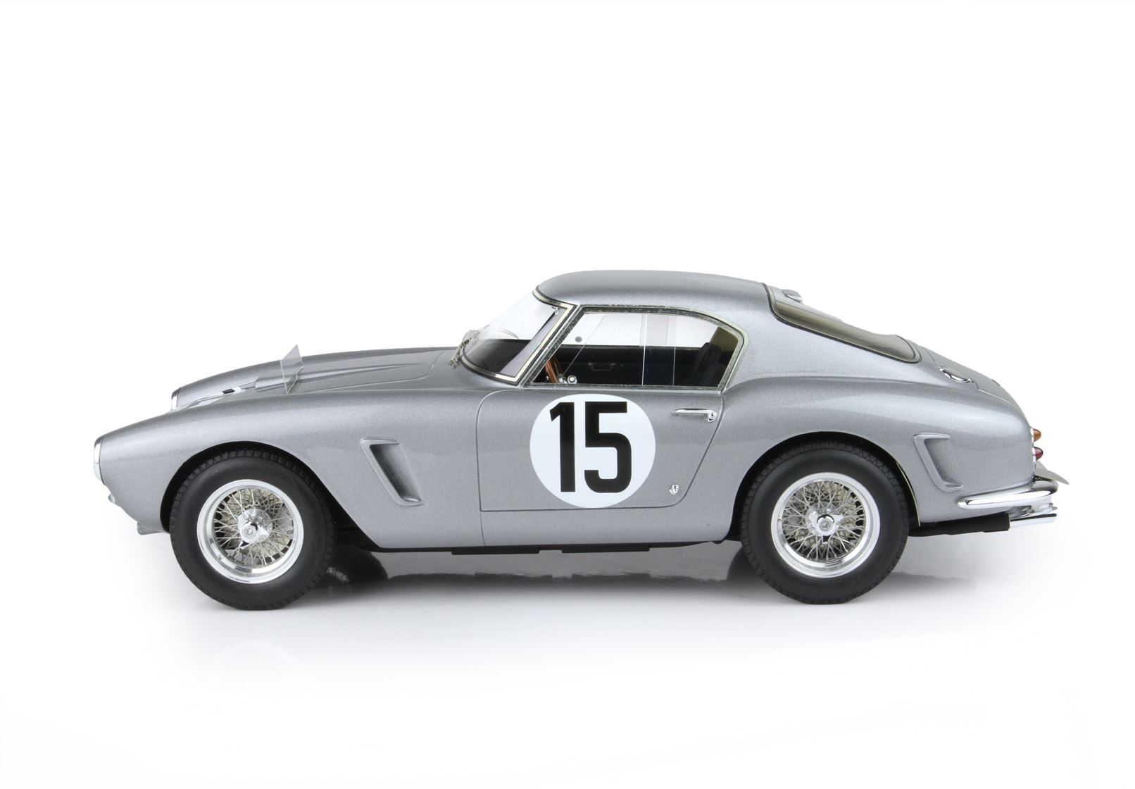 BBR Ferrari 250 SWB 24H Le Mans 1960 Car N. 15 Whitehead - Taylor | 1:18 - Immagine 4
