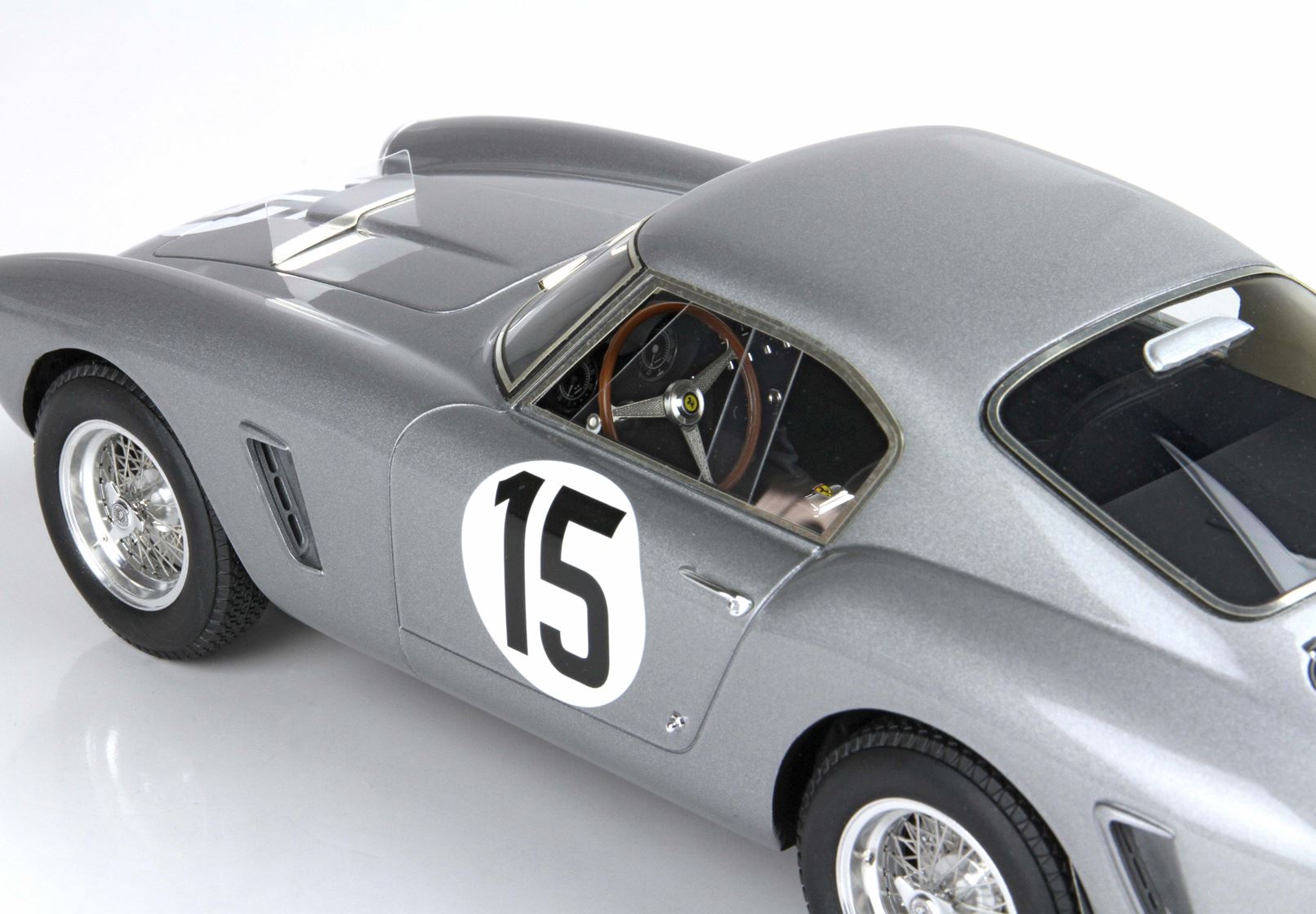 BBR Ferrari 250 SWB 24H Le Mans 1960 Car N. 15 Whitehead - Taylor | 1:18 - Immagine 6