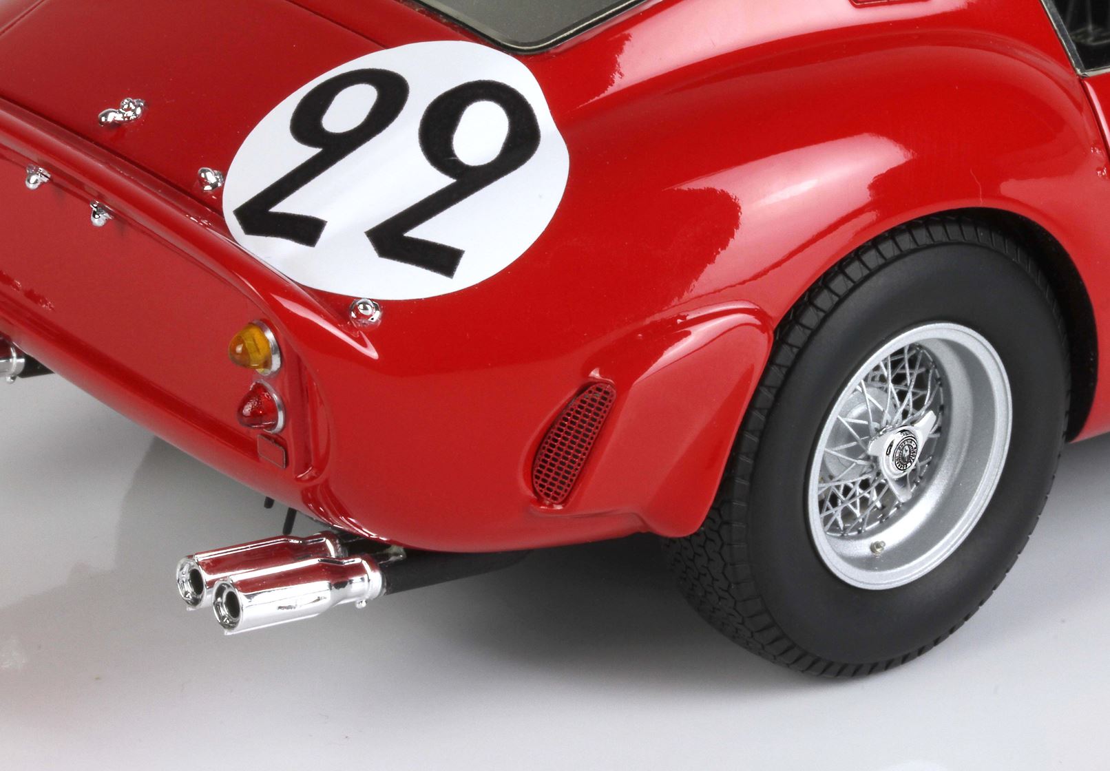 BBR Ferrari 250 GTO Le Mans 1962 - Corsa Red | 1:18 - Immagine 19