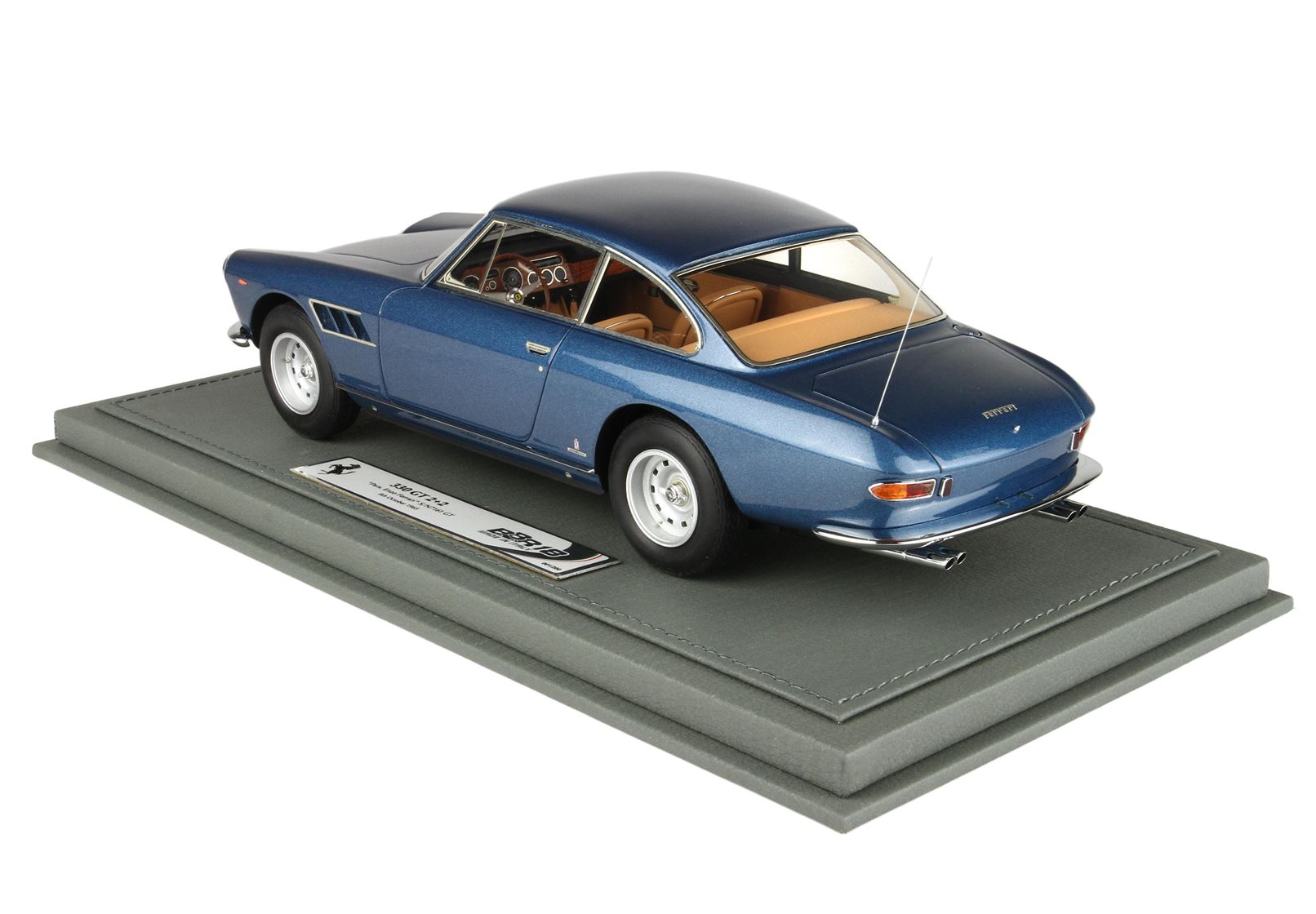 BBR Ferrari 330 GT 2+2 S/N 7161 GT Enzo Ferrari Personal Car - Metallic Blue | 1:18 - Imagen 2