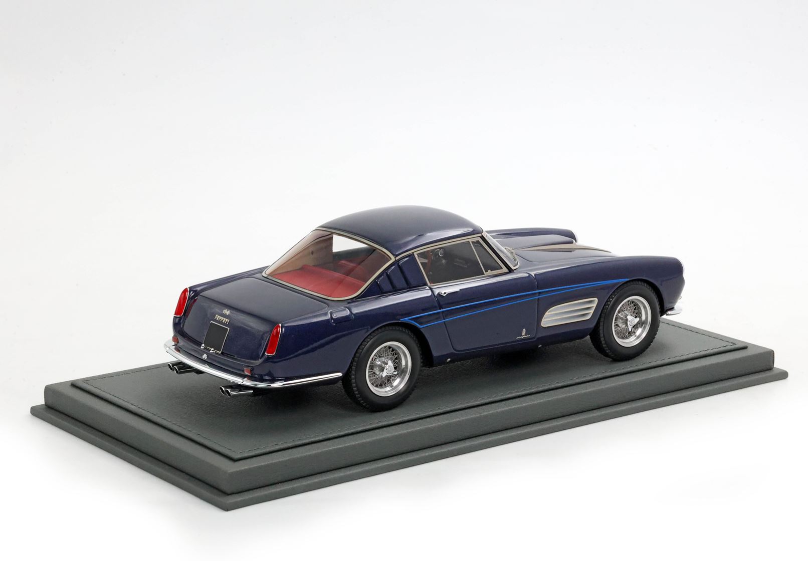 BBR Ferrari 410 Superamerica Serie III SN 1387 SA - Dark Metal Blue | 1:18 - Imagen 2