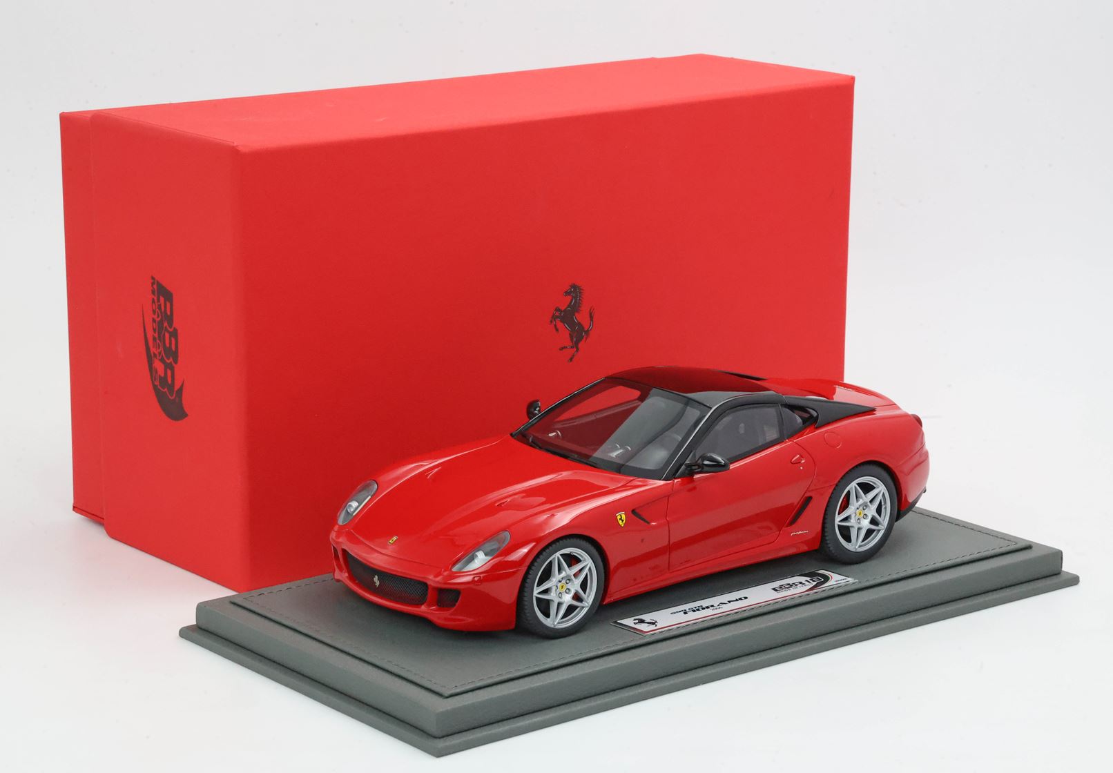 BBR Ferrari 599 GTB Fiorano 2006 Automatic Gearbox - Rosso Corsa / Black Roof | 1:18 - Imagen 10