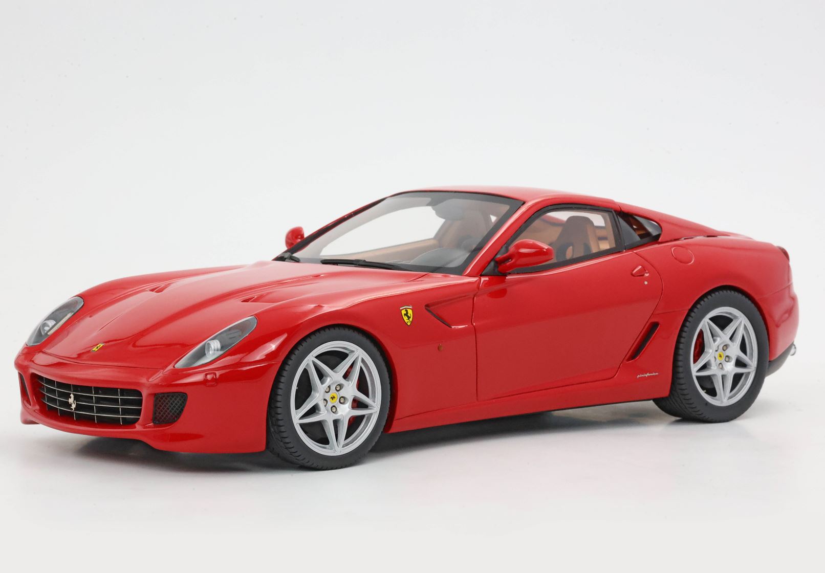 BBR Ferrari 599 GTB Fiorano 2006 Automatic Transmission - Red | 1:18 - Imagen 5