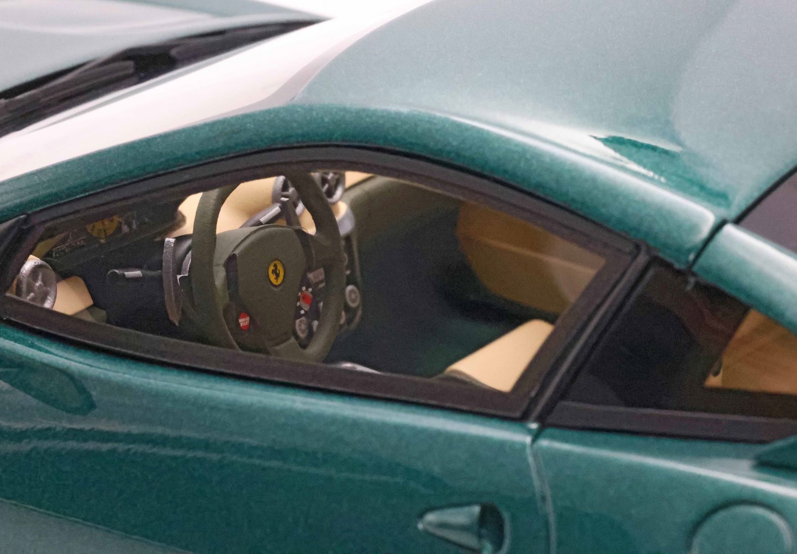 BBR Ferrari 599 GTB Fiorano 2006 Tailor Made - Pine Green | 1:18 - Imagen 7