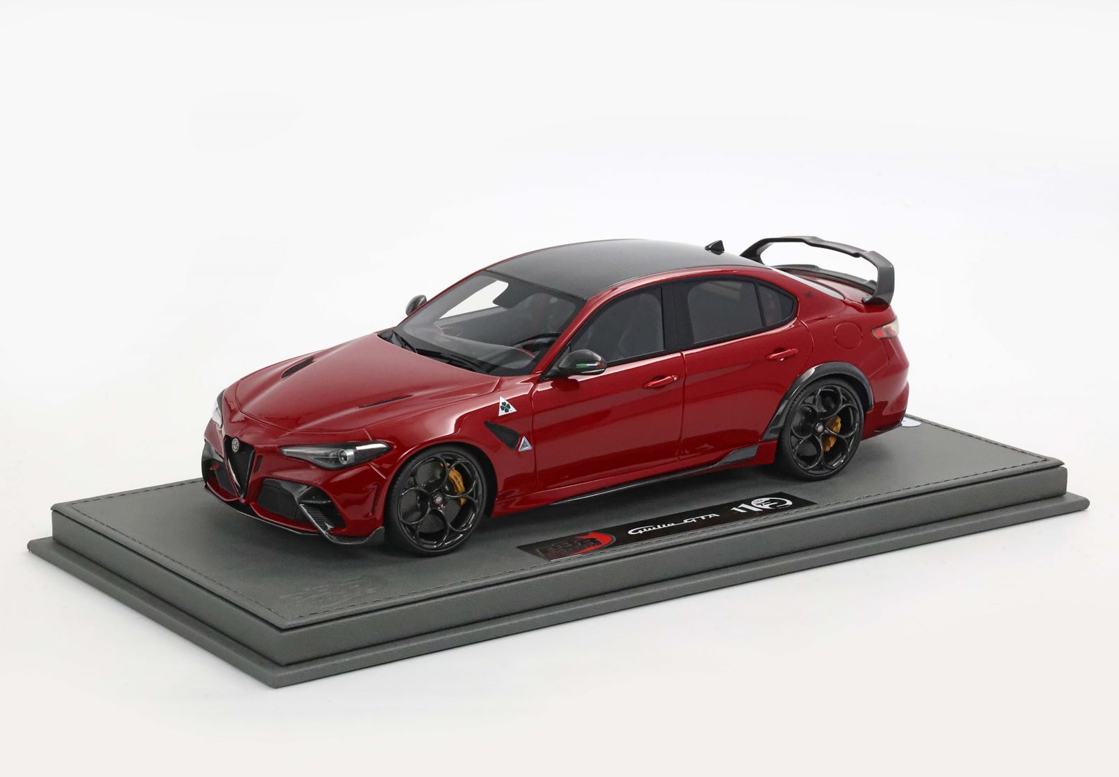 BBR Alfa Romeo Giulia GTA Special Version Rear Spoiler - Rojo Competizione | 1:18