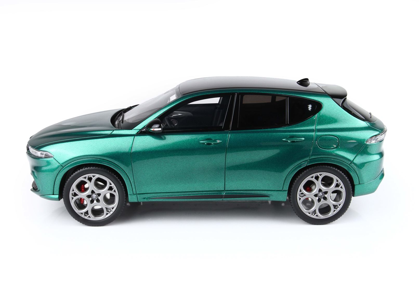 BBR Alfa Romeo Tonale Tributo Plug-in Hybrid - Montreal Green | 1:18 - Immagine 5