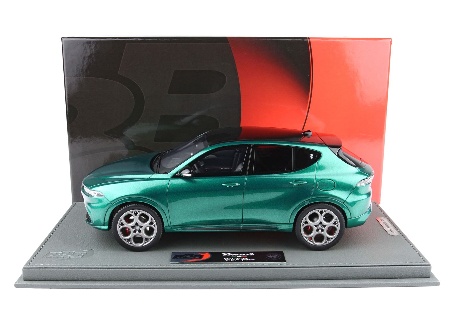 BBR Alfa Romeo Tonale Tributo Plug-in Hybrid - Montreal Green | 1:18 - Immagine 6