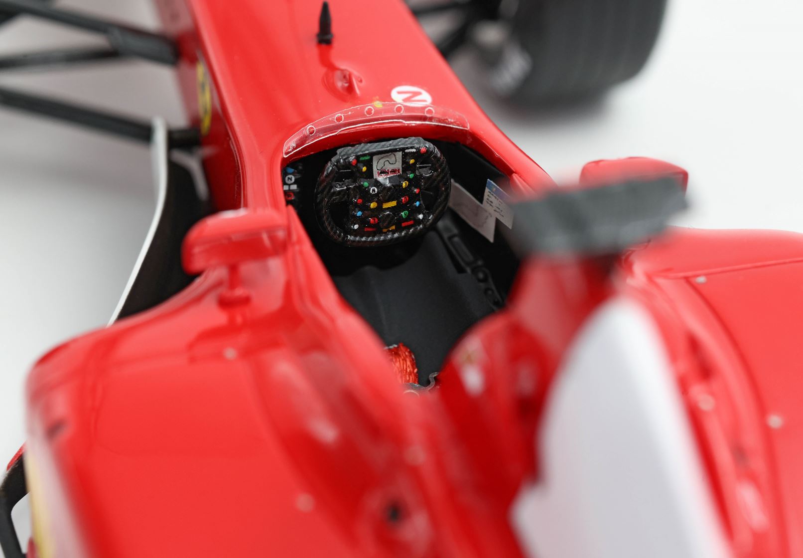 BBR Ferrari F2002 GP France Schumacher - Vittoria Del Mondiale | 1:18 - Immagine 6