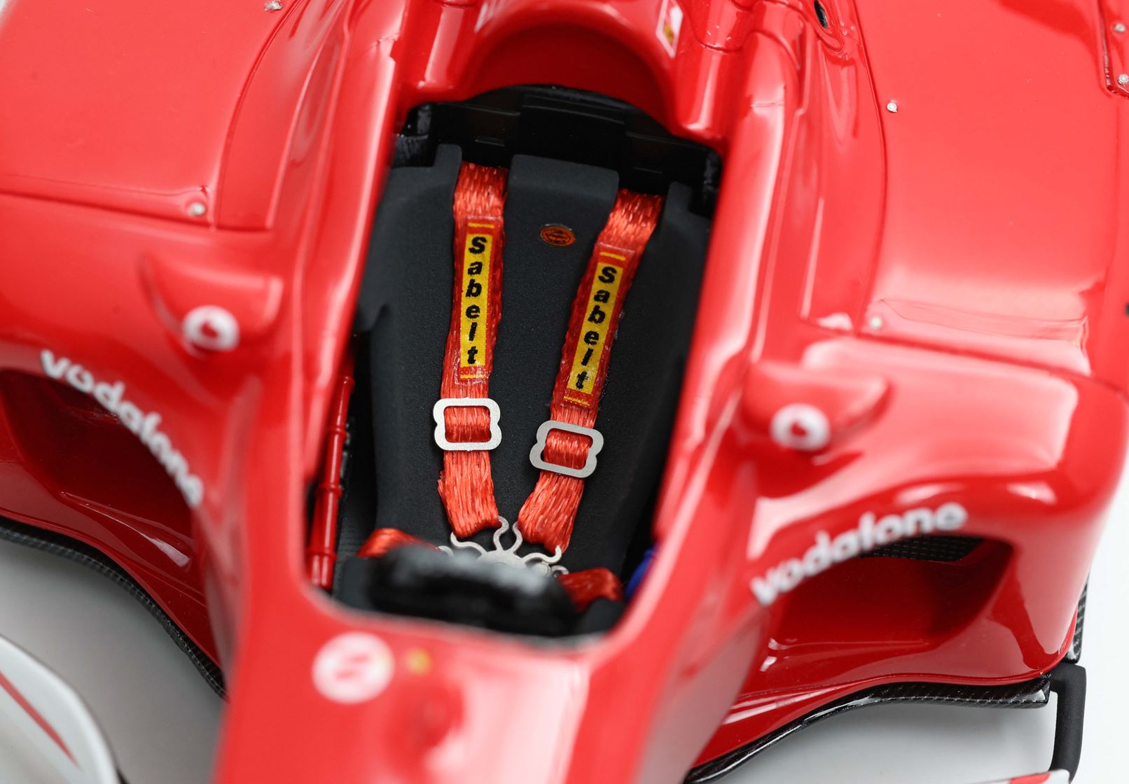 BBR Ferrari F2002 GP France Schumacher - Vittoria Del Mondiale | 1:18 - Immagine 7