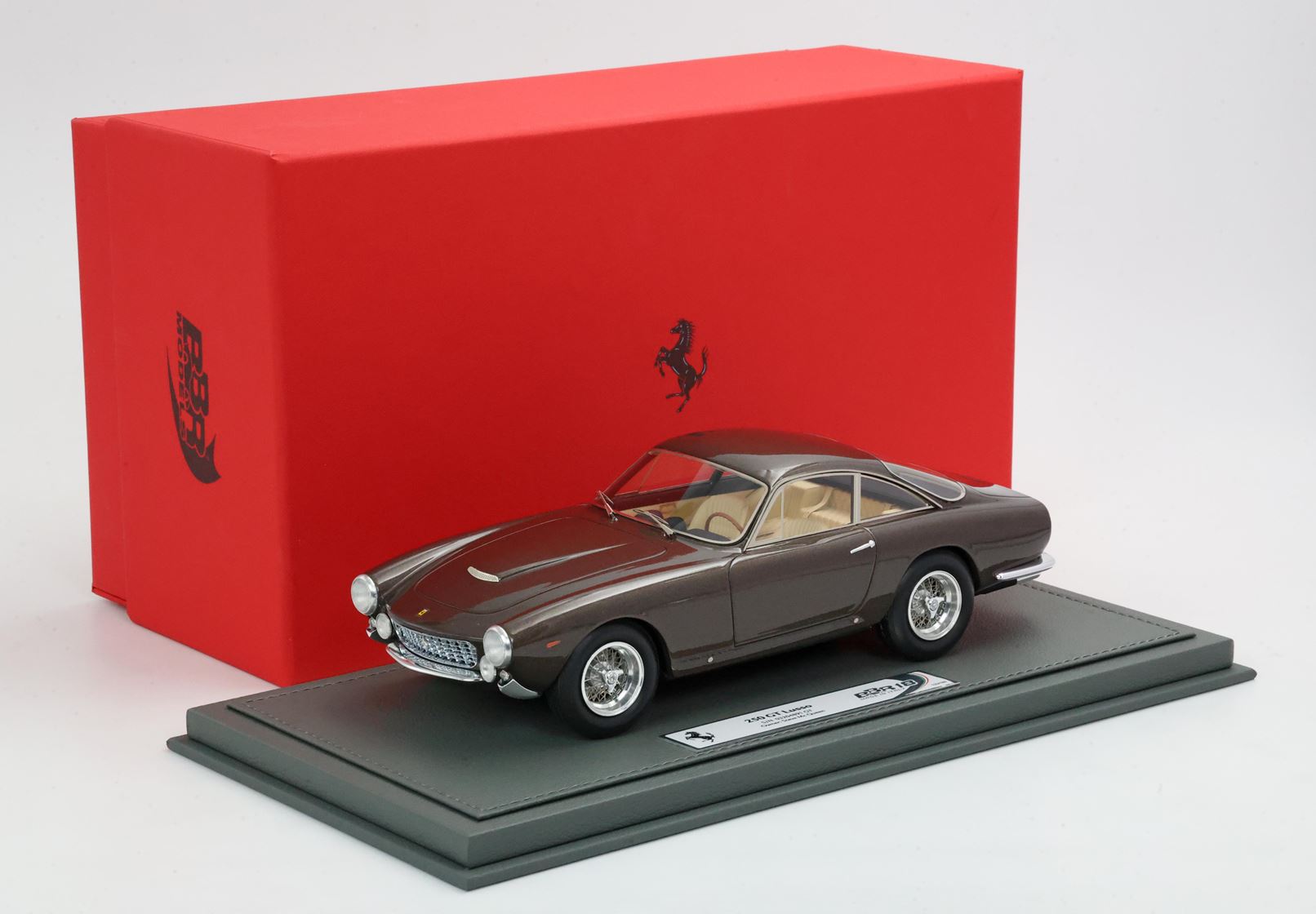 BBR Ferrari 250 GT Lusso S/N 4891 GT Steve McQueen | 1:18 - Imagen 10