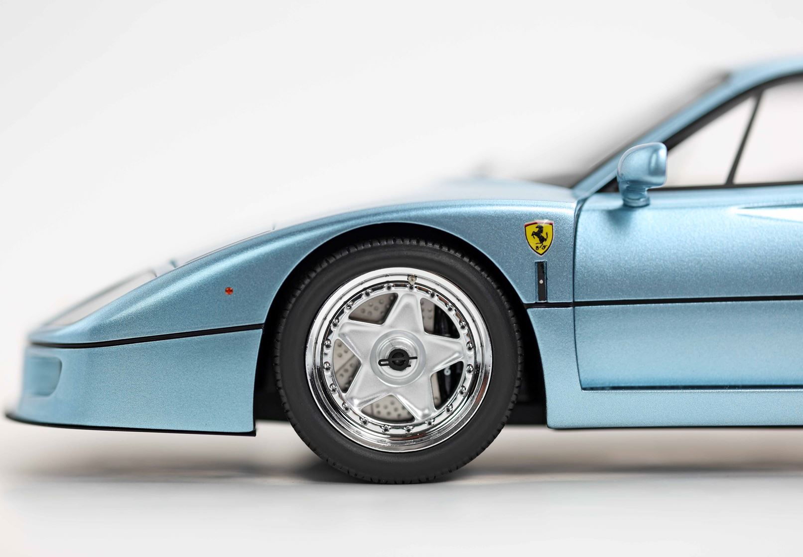 BBR Ferrari F40 1987 - Hyperion Blue | 1:18 - Immagine 9