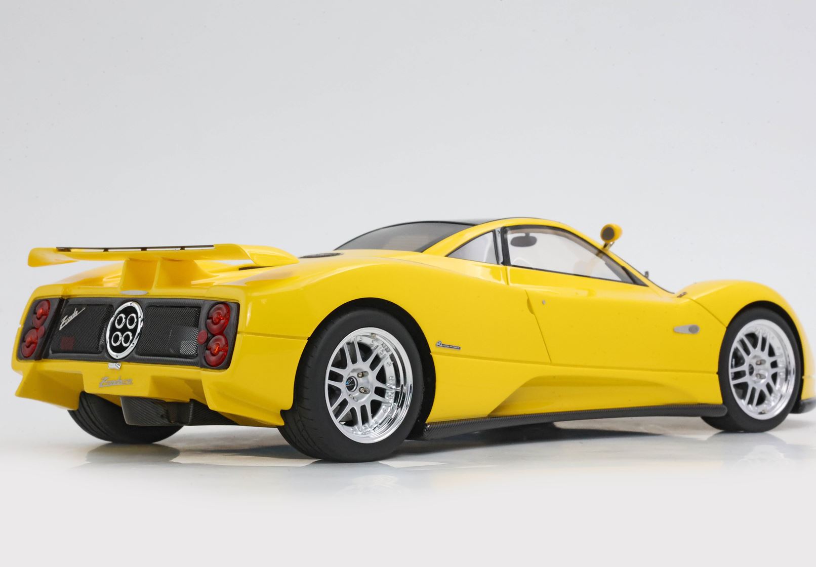 BBR Pagani Zonda C12 - Yellow | 1:18 - Imagen 5