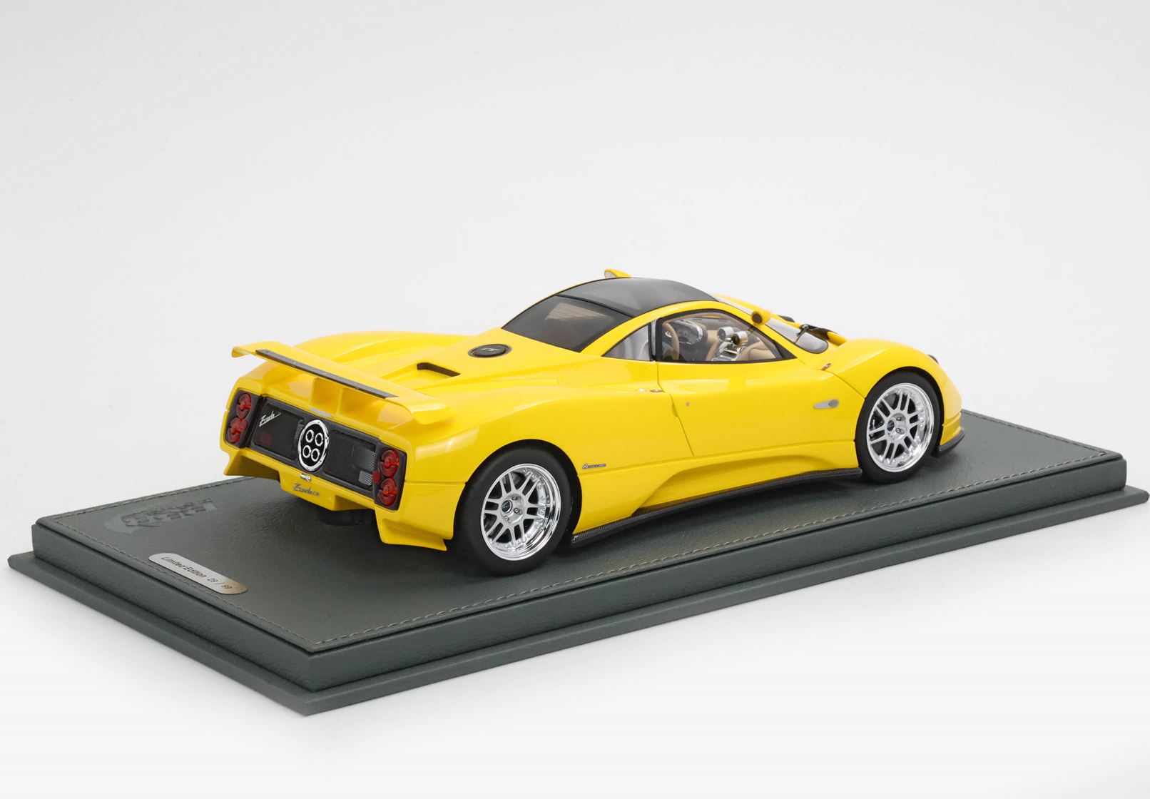 BBR Pagani Zonda C12 - Yellow | 1:18 - Imagen 2