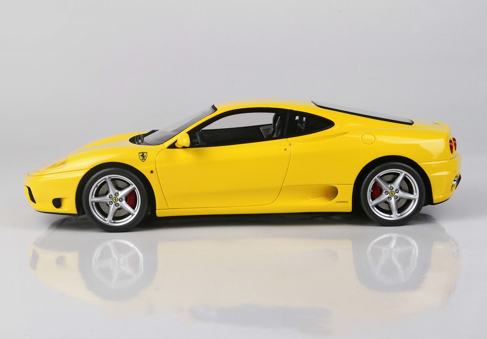BBR Ferrari 360 Modena 1999 F1 Gearbox - Yellow | 1:18 - Imagen 14