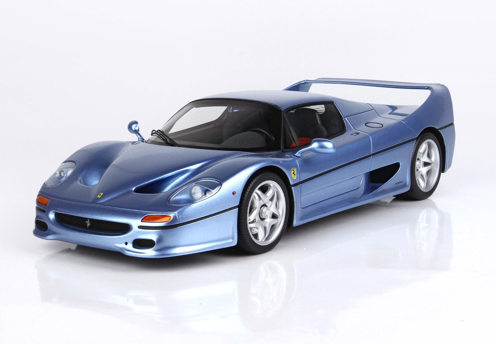 BBR Ferrari F50 Coupe 1995 - Metallic Light Blue | 1:18 - Imagen 17
