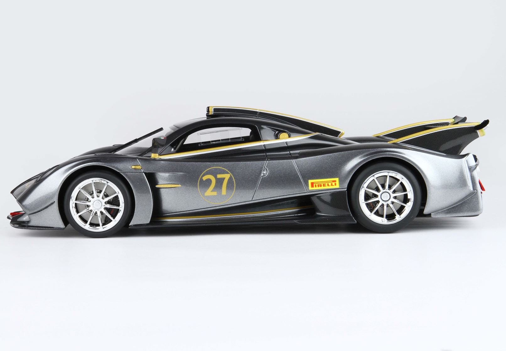 BBR Pagani Huayra R - Metallic Grey | 1:18 - Immagine 3
