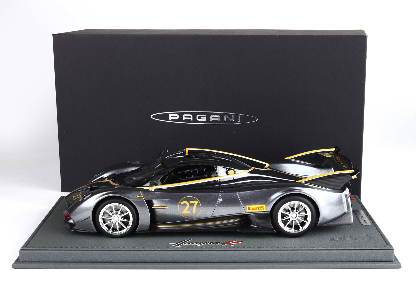 BBR Pagani Huayra R - Metallic Grey | 1:18 - Immagine 6