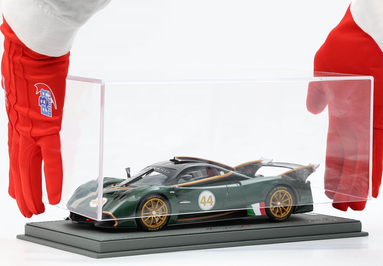 BBR Pagani Huayra R - Gloss Emerald Green Carbon | 1:18 - Immagine 2