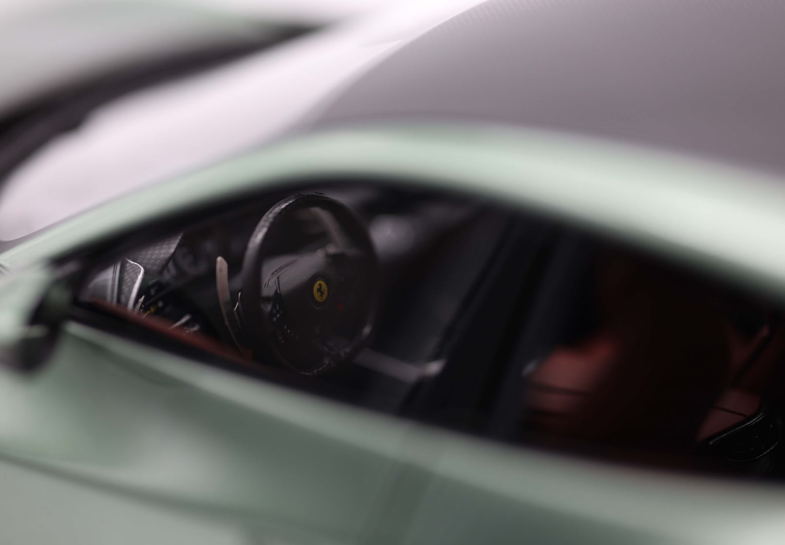 BBR Ferrari Purosangue Piero Ferrari Edition - Dora Green | 1:18 - Imagen 6