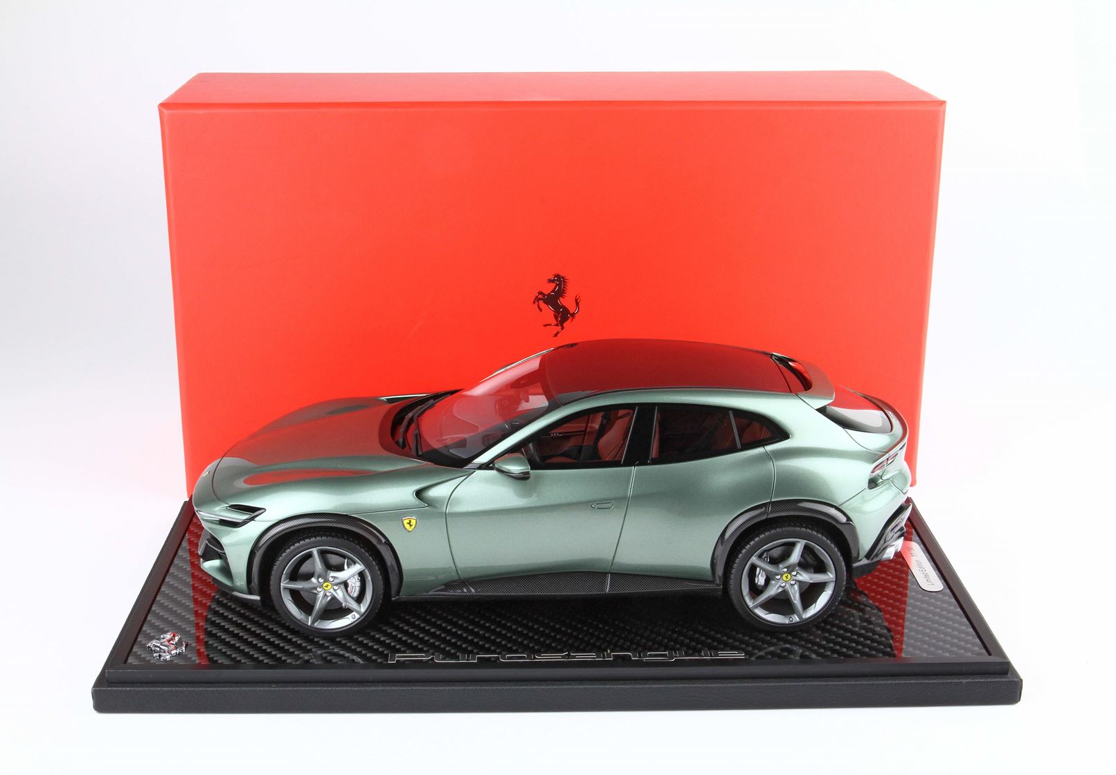 BBR Ferrari Purosangue Piero Ferrari Edition - Dora Green | 1:18 - Imagen 9