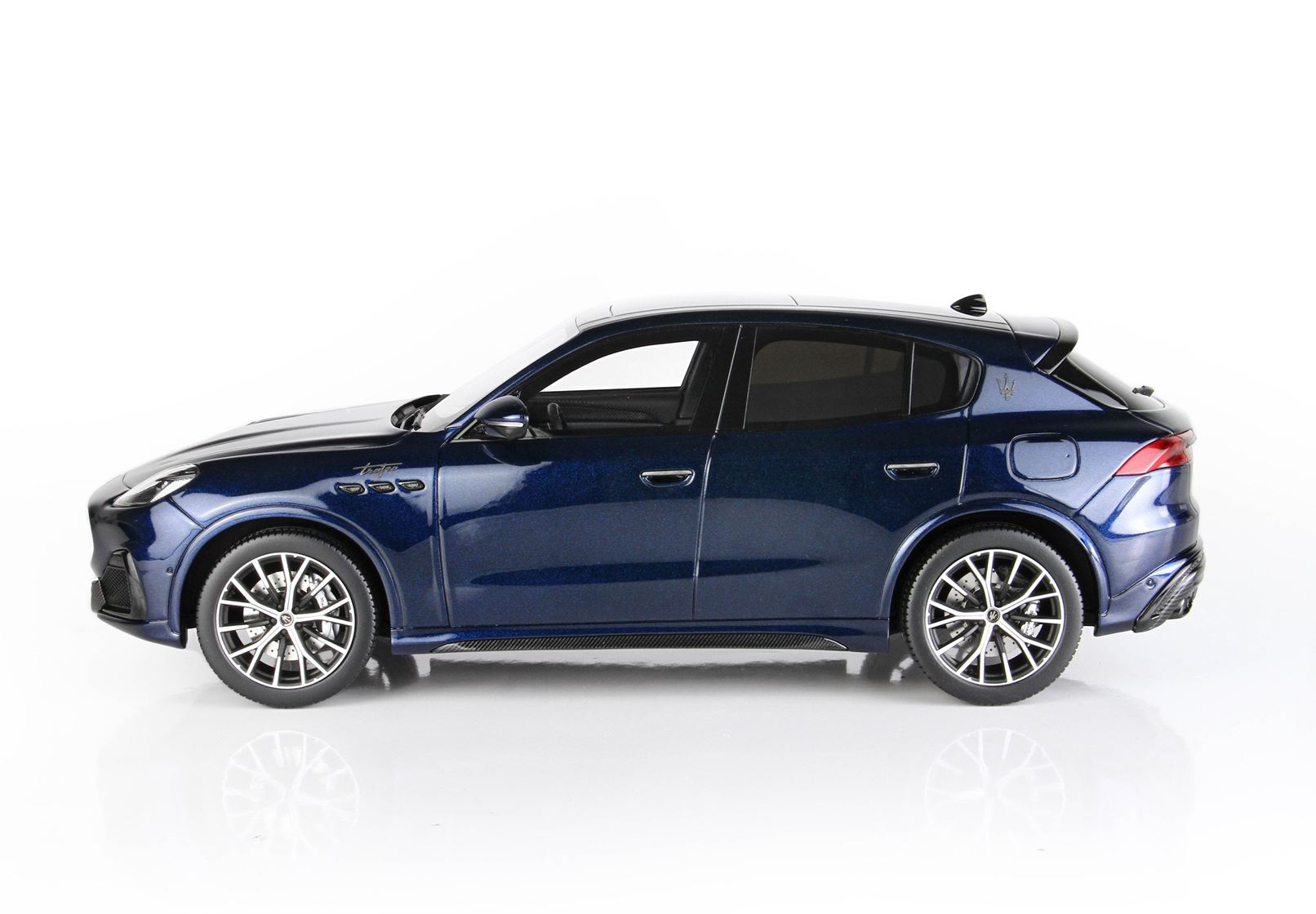 BBR Maserati Grecale Trofeo - Blue Nobile | 1:18 - Imagen 9