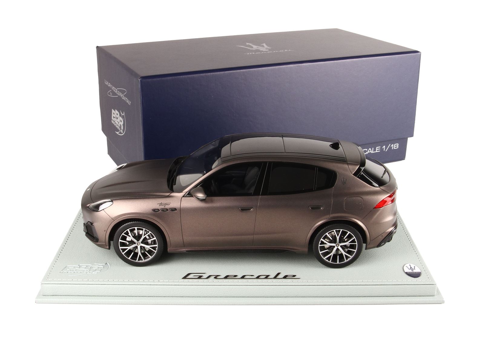 BBR Maserati Grecale Trofeo 2022 - Matte Metallic Bronze | 1:18 - Imagen 2