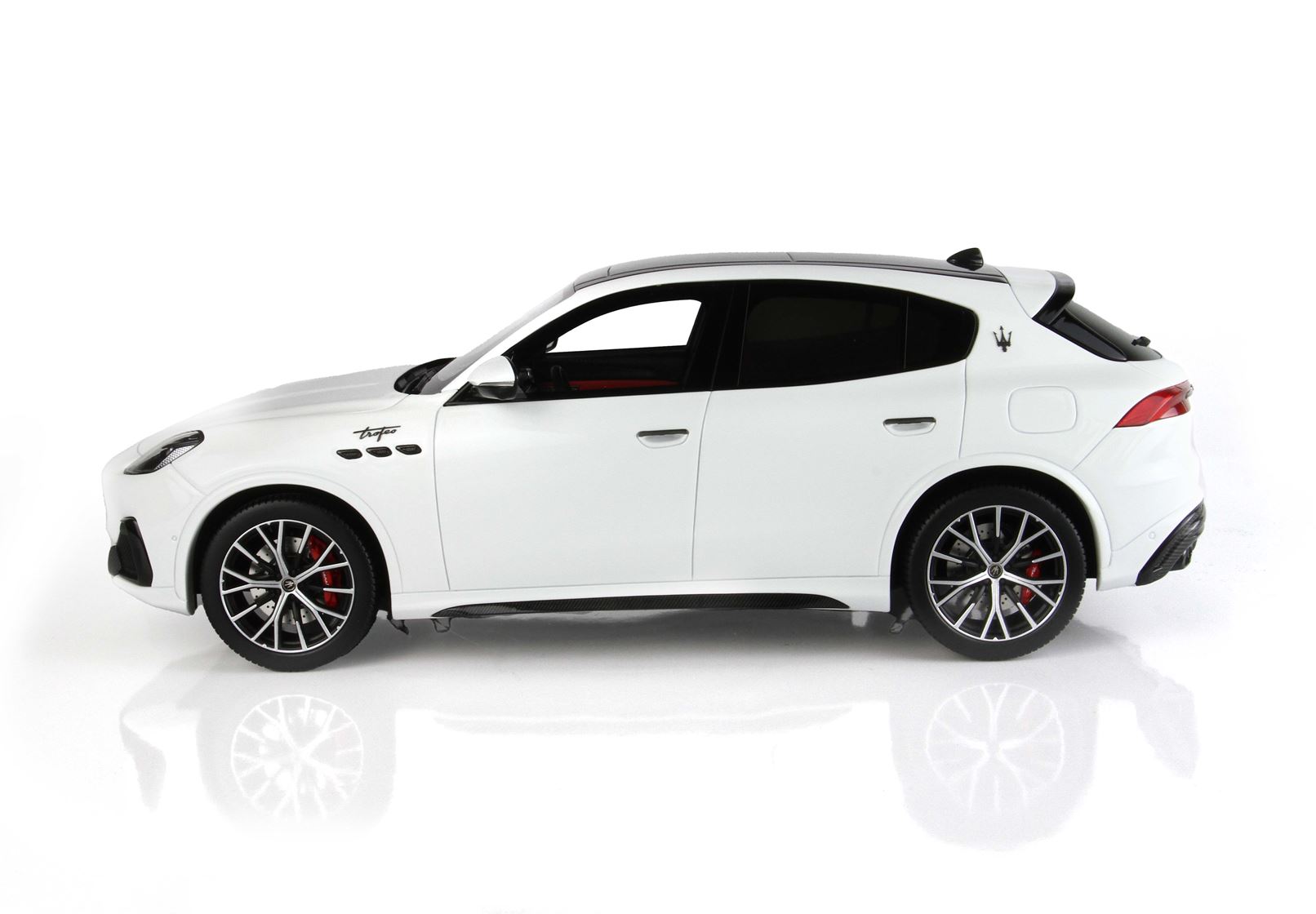 BBR Maserati Grecale Trofeo - White | 1:18 - Imagen 4